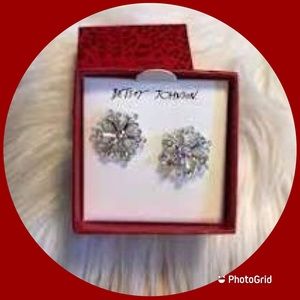 Betsey Johnson snowflake stud earrings & 2pr Angora(1-black & white ❄️snowflake